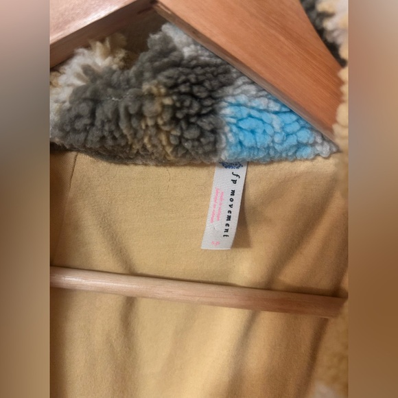 FP MOVEMENT ROCKY RIDGE FLEECE 🩵💛🖤 - Picture 3 of 5